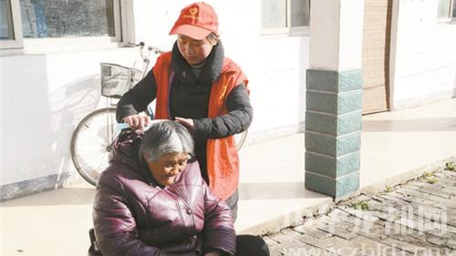 大王莊鄉(xiāng)敬老院開展“傳承雷鋒精神、弘揚時代新風(fēng)”活動