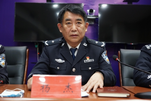 2206034380215696.jpg 2206034380215696.jpg