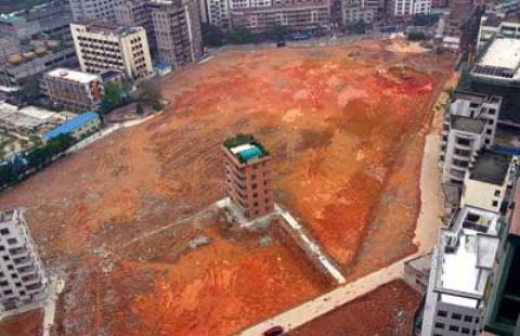 沒有最牛，只有更牛!全球超牛釘子戶大集合! (10)