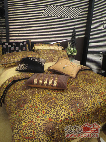 莎鯊的豹紋新品采用低碳的活性印染 莎鯊的豹紋新品采用低碳的活性印染