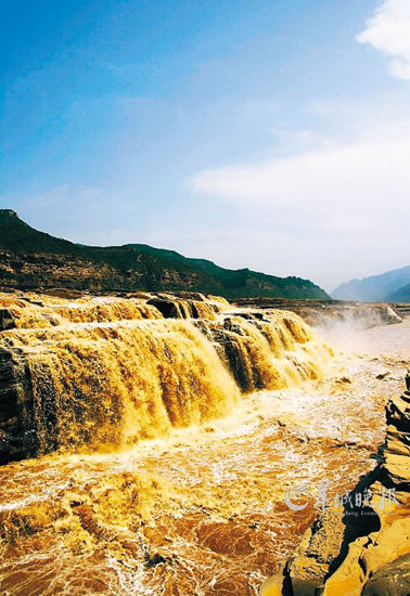 黃河壺口瀑布氣勢磅礴,壯觀迷人 黃河壺口瀑布氣勢磅礴,壯觀迷人