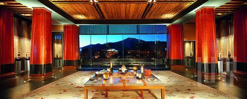 夜初上的拉薩瑞吉 夜初上的拉薩瑞吉