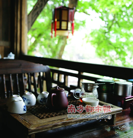 山中清涼，正適合避暑